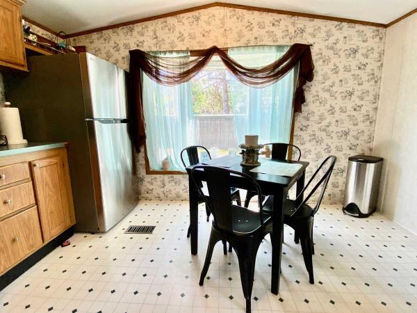 1998 Skyline N/A Manufactured Home