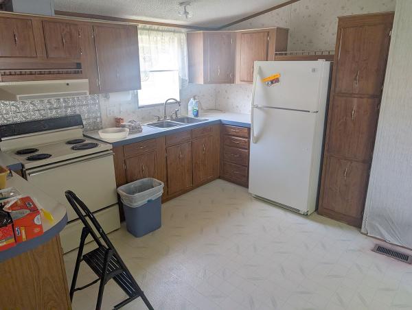 1994 Manufactured Home