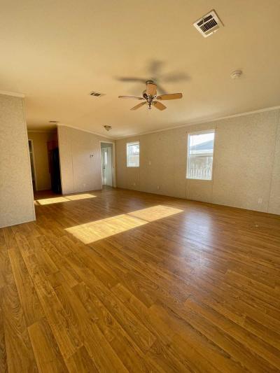 Photo 3 of 13 of home located at 9625 Lake Pine Pl Tampa, FL 33635