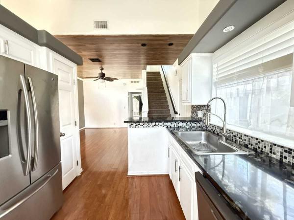 2000 Mobile Home