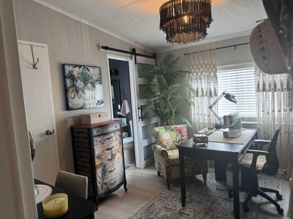 1988 Delo Manufactured Home