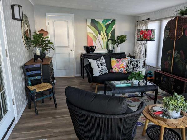 1988 Delo Manufactured Home