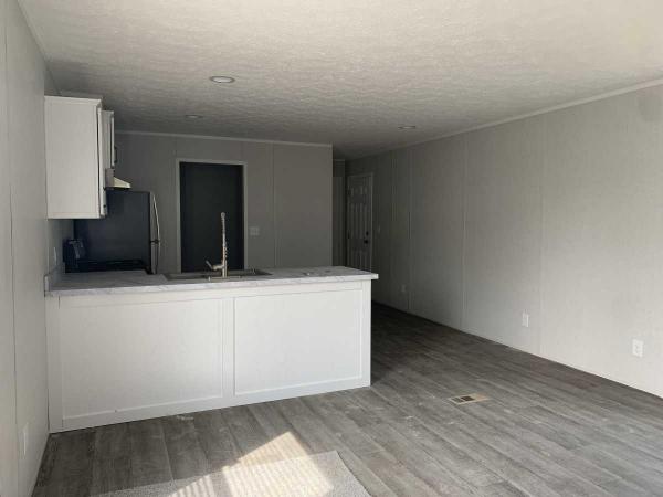 2024 Commodore  Manufactured Home
