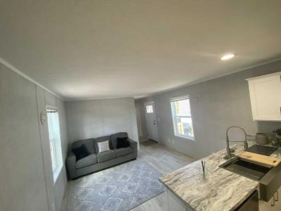 Photo 2 of 14 of home located at 126 Skyview Ln Zelienople, PA 16063