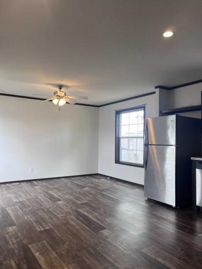 Photo 5 of 10 of home located at 2301 SW Oralabor Rd, #23 #26 Ankeny, IA 50023