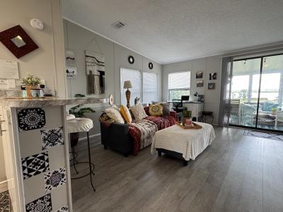 Photo 5 of 13 of home located at 3830 Boardwalk Place Ruskin, FL 33570