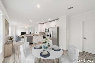 Photo 5 of 18 of home located at 476 Sheehan Way Lady Lake, FL 32159