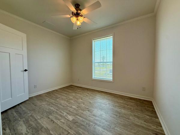 2025 Skyline LE4867 Mobile Home