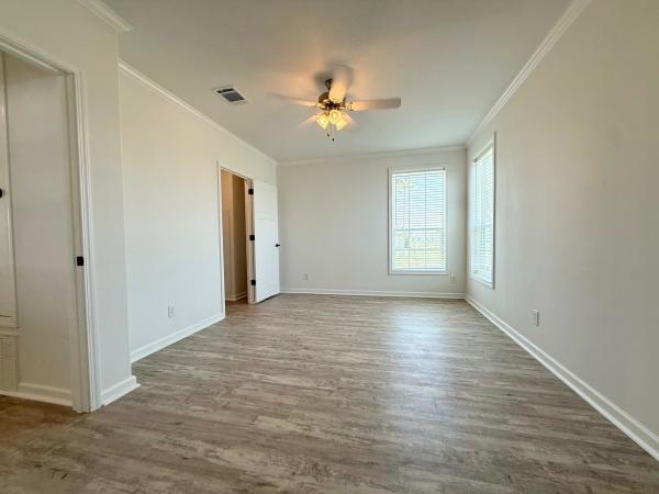 2025 Skyline LE4867 Mobile Home