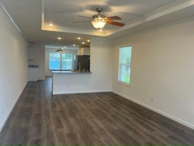 Photo 3 of 20 of home located at 40843 Roselle Loop Zephyrhills, FL 33540