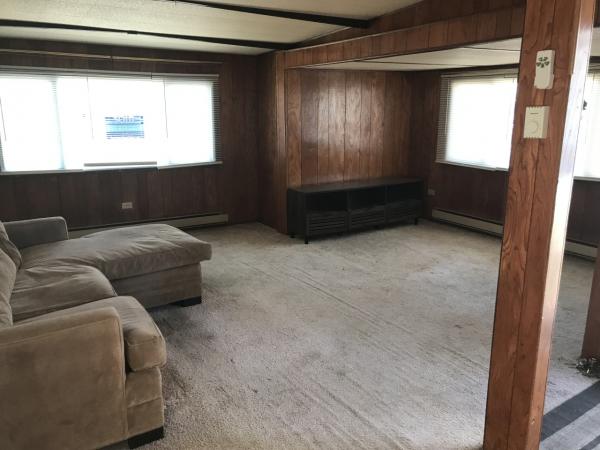 1969 House of Harmony mobile Home