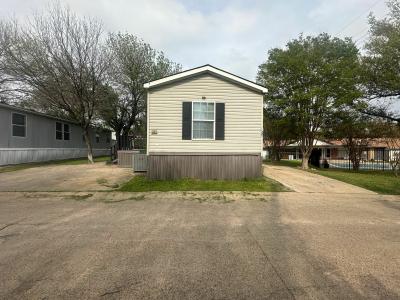 Mobile Home at 272 W Lawson Rd, Lot #227 Lot 2227 Dallas, TX 75253