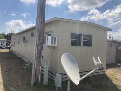 Photo 4 of 18 of home located at 267 Lyndol Street Lakeland, FL 33815