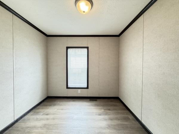 2023 Skyline - Sugar Creek  Home
