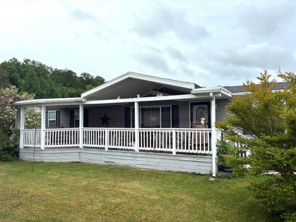 2004 Skyline 89p Mobile Home For Sale