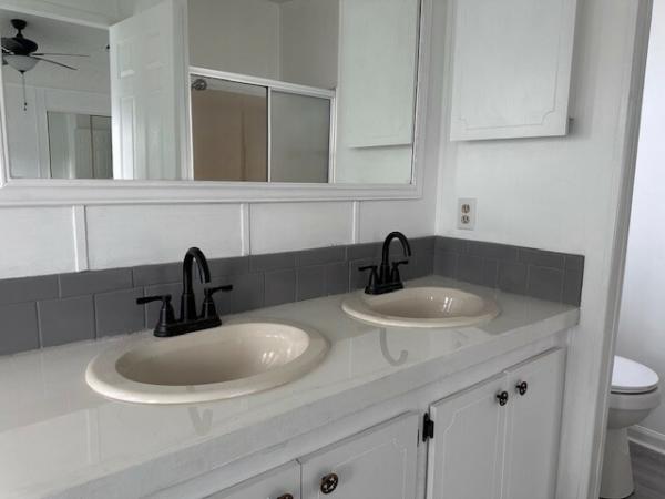 1989 Fleetwood GLEE Mobile Home