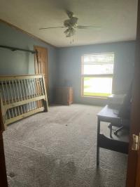 2000 Four Seasons DAP1676H32089  Home