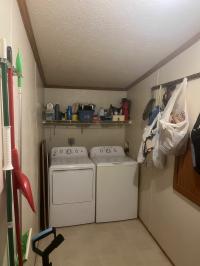 2000 Four Seasons DAP1676H32089  Home
