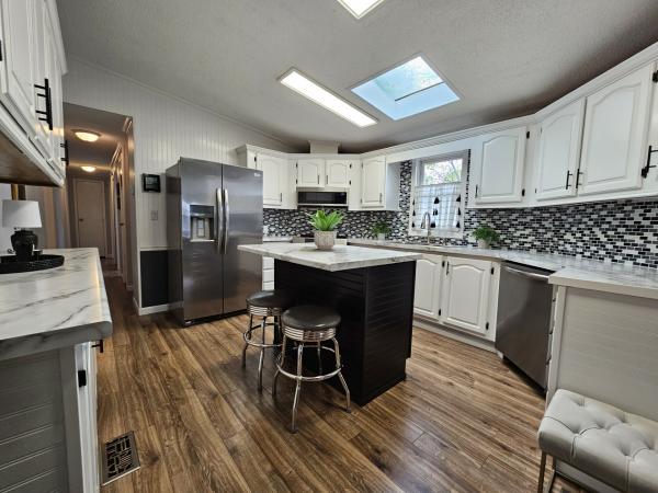 1988 Victorian Mobile Home