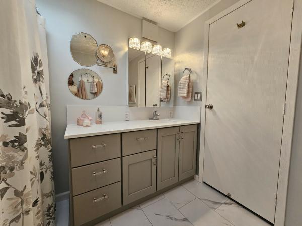 1988 Victorian Mobile Home