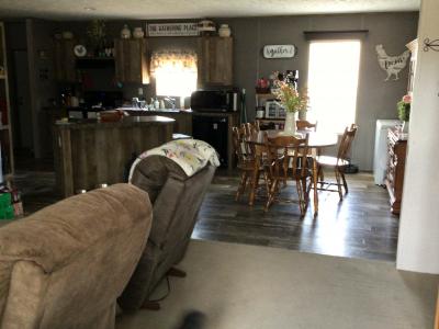 Photo 4 of 10 of home located at 410 Limestone Dr New Braunfels, TX 78130