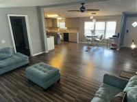 1985 HYATT Manufactured Home