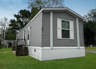 Mobile Home at 1145 Harmonia Rd Lot 32 Springfield, MI 49015