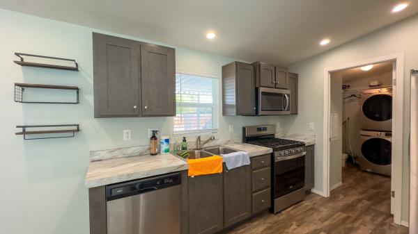 2023 Fleetwood 220CL24443X Home