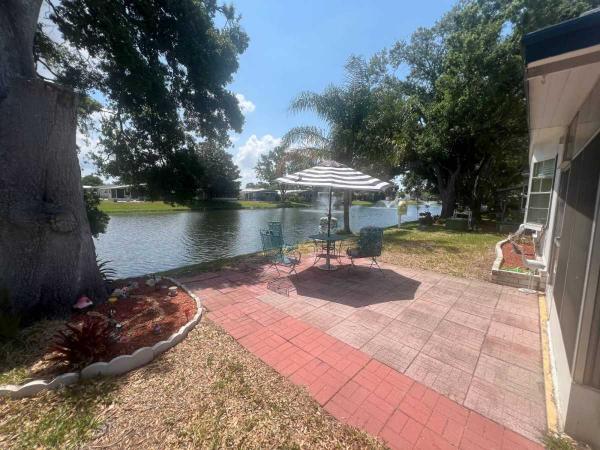 Photo 1 of 2 of home located at 12100 Seminole Blvd, Lot 285 Largo, FL 33778
