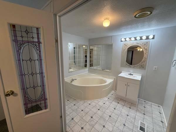 1995 Horton Mira Mobile Home