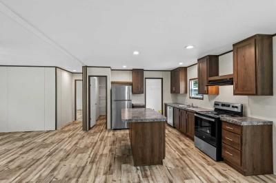 Photo 4 of 18 of home located at 6201 W Bert Kouns Industrial Loop,206 Shreveport, LA 71129