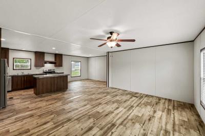 Photo 2 of 18 of home located at 6201 W Bert Kouns Industrial Loop,206 Shreveport, LA 71129