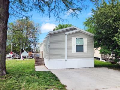 Mobile Home at 3141 Eastshore Dr. Lot 74 Bay City, MI 48706