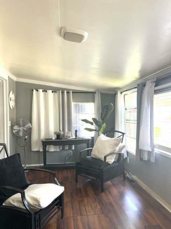 1973 Country Square Manufactured Home