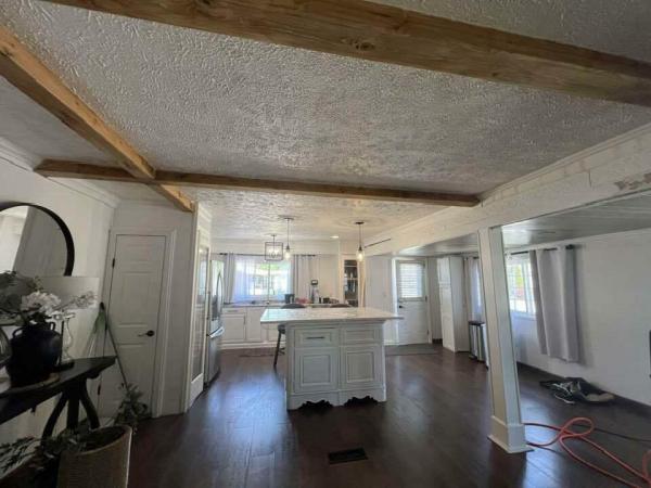 1973 Country Square Manufactured Home