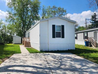 Mobile Home at 143 Southshore Dr. Lot 30 Bay City, MI 48706