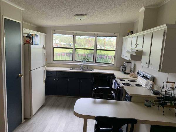 1988 Merit 1988 Manufactured Home