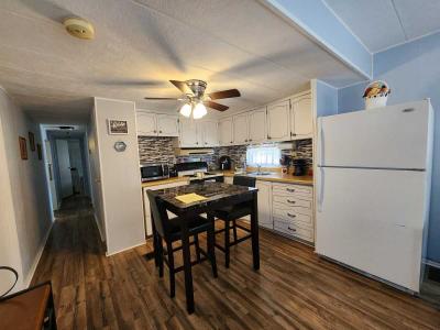 Photo 3 of 20 of home located at 7400 46th Ave N #151 Saint Petersburg, FL 33709
