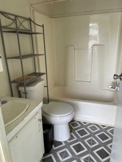 Photo 4 of 9 of home located at 22025 Duvalledr. #259 Romulus, MI 48174