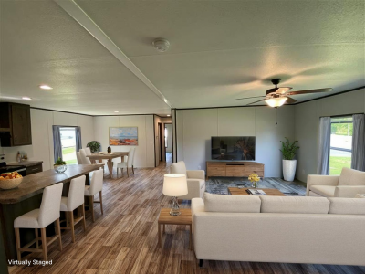 Photo 3 of 20 of home located at 6201 W Bert Kouns Industrial Loop,238 Shreveport, LA 71129