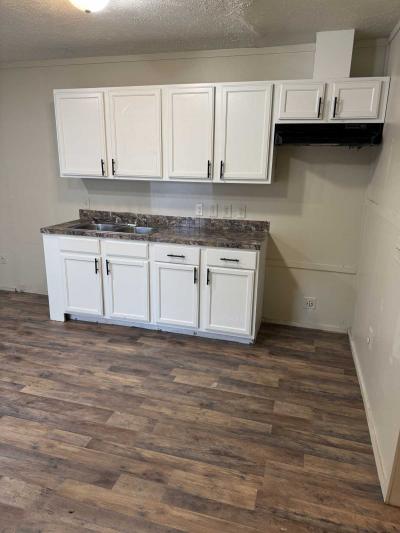 Photo 5 of 8 of home located at 2710 N Farm Rd 137 #107 Springfield, MO 65803