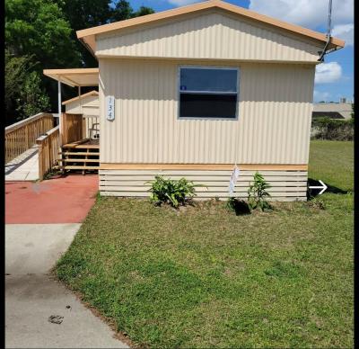 Photo 2 of 20 of home located at 4900 SE 102nd Place Lot #134 Belleview, FL 34420