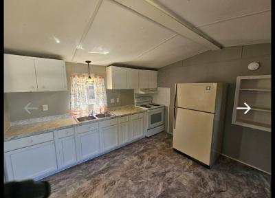 Photo 4 of 18 of home located at 4900 SE 102nd Place Lot #134 Belleview, FL 34420