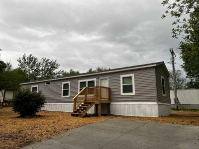 Mobile Home at 530 E Bland Rd, Lot 1 Lebanon, MO 65536