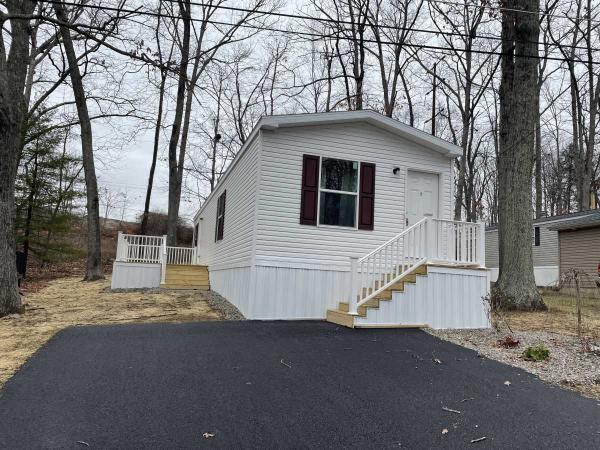 2024 Clayton Peridot 52 Manufactured Home