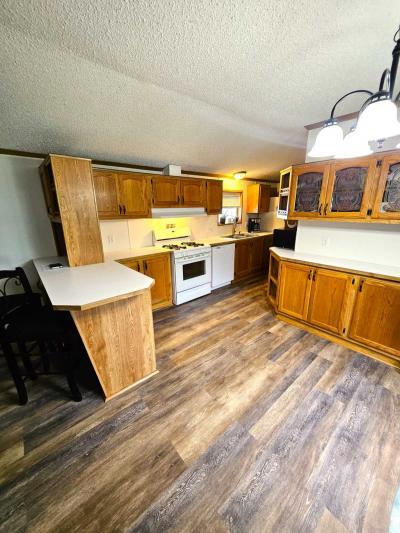 Photo 5 of 27 of home located at 5532 Iris Kalamazoo, MI 49009