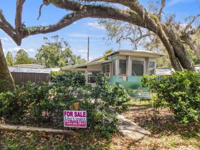 Mobile Home at 36919 Tallowwood Lane Zephyrhills, FL 33541