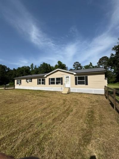 Mobile Home at 47120 Bear Ln Hammond, LA 70401