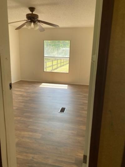 Photo 5 of 12 of home located at 47120 Bear Ln Hammond, LA 70401