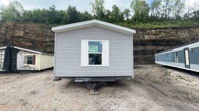 Photo 2 of 16 of home located at 680 S Carol Malone Blvd Grayson, KY 41143